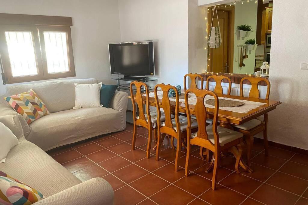 Holiday home Casa Cactus Preciosa Con Piscina Y Exterior Privado Muy Amplio Granada